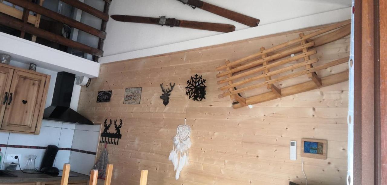 Les Fontanilles Odeillo Chalet 60 Wifi & Parking Gratuit Expose Plein Sud & Plein Pied , Draps & Serviettes De Toilettes Non Inclus, Sabanas Y Toallas No Incluidos Exterior photo